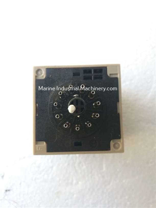 Omron H3CR-A Timer
