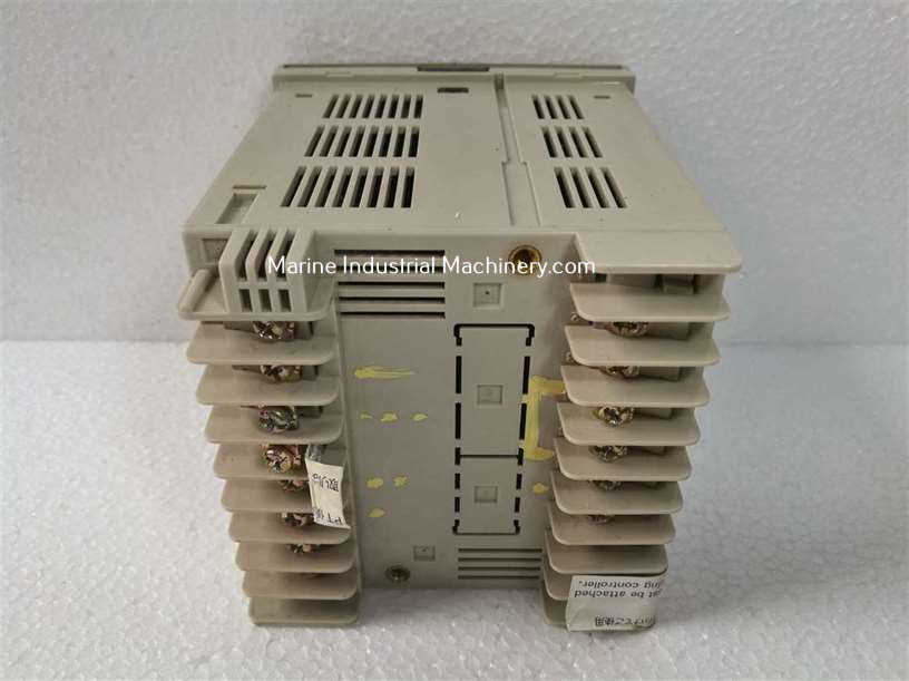 Omron E5AX-A Temperature Controller