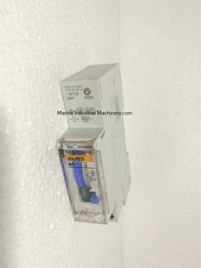 Schneider Electric 15335 Time Switch