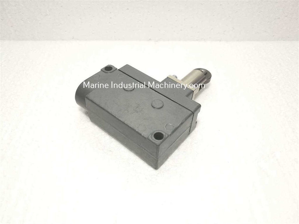 Honeywell BZE7-2RQN8-C Limit Switch