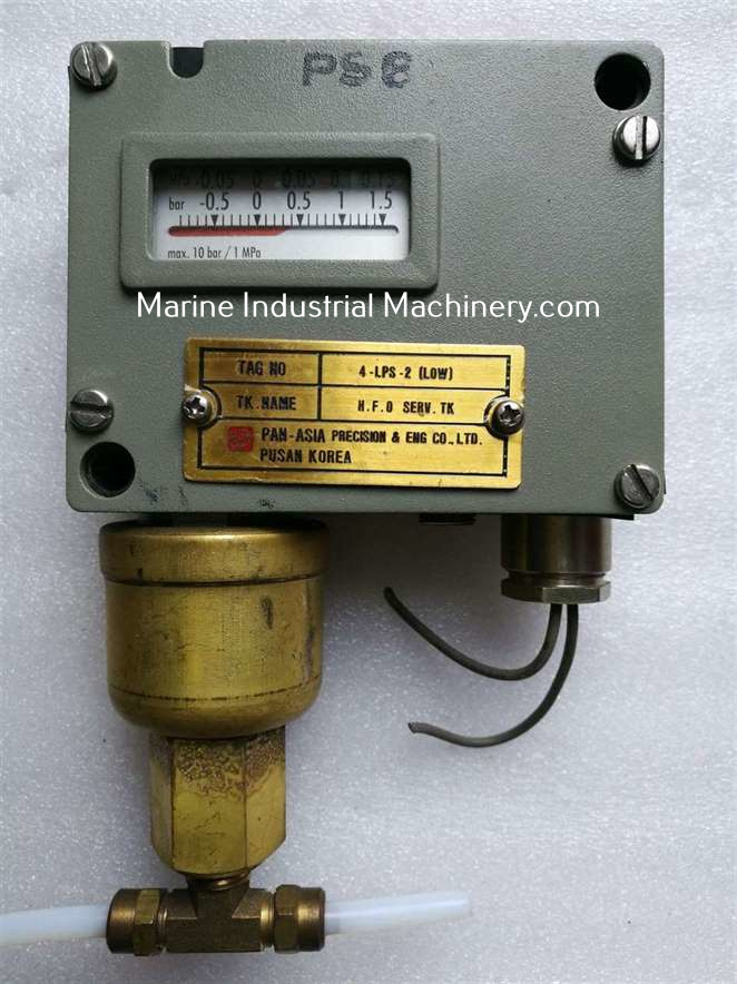 TRAFAG 940.2372.900 Pressure Switch