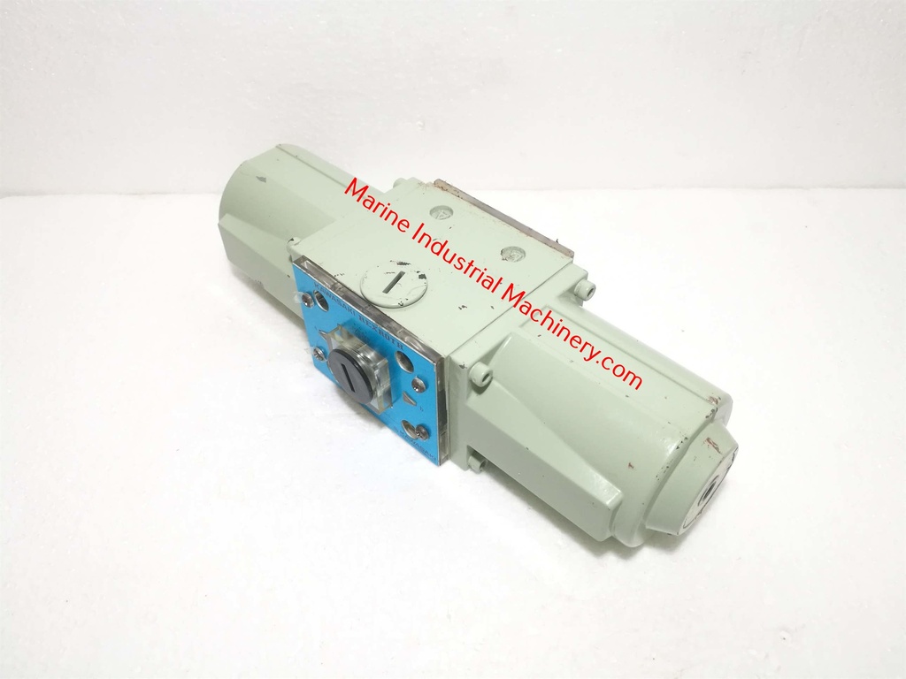 Kawasaki Rexroth 4WE10J-10L0/LG24 Valve