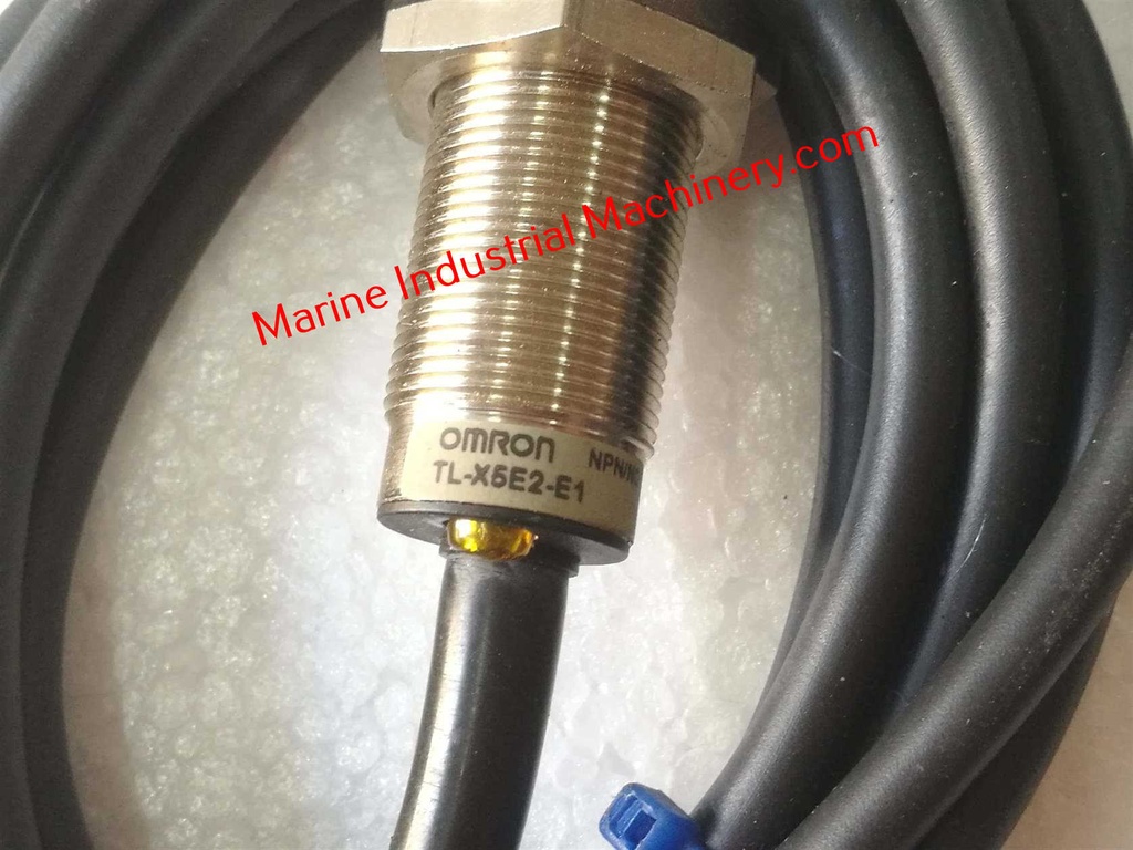 Omron TL-X5E2-E1 Proximity Switch