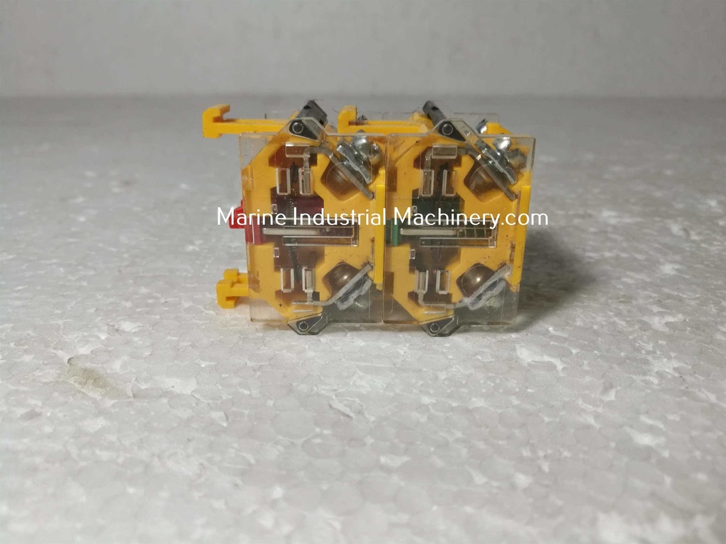 EAO 704.900.4 Switch Contact Block