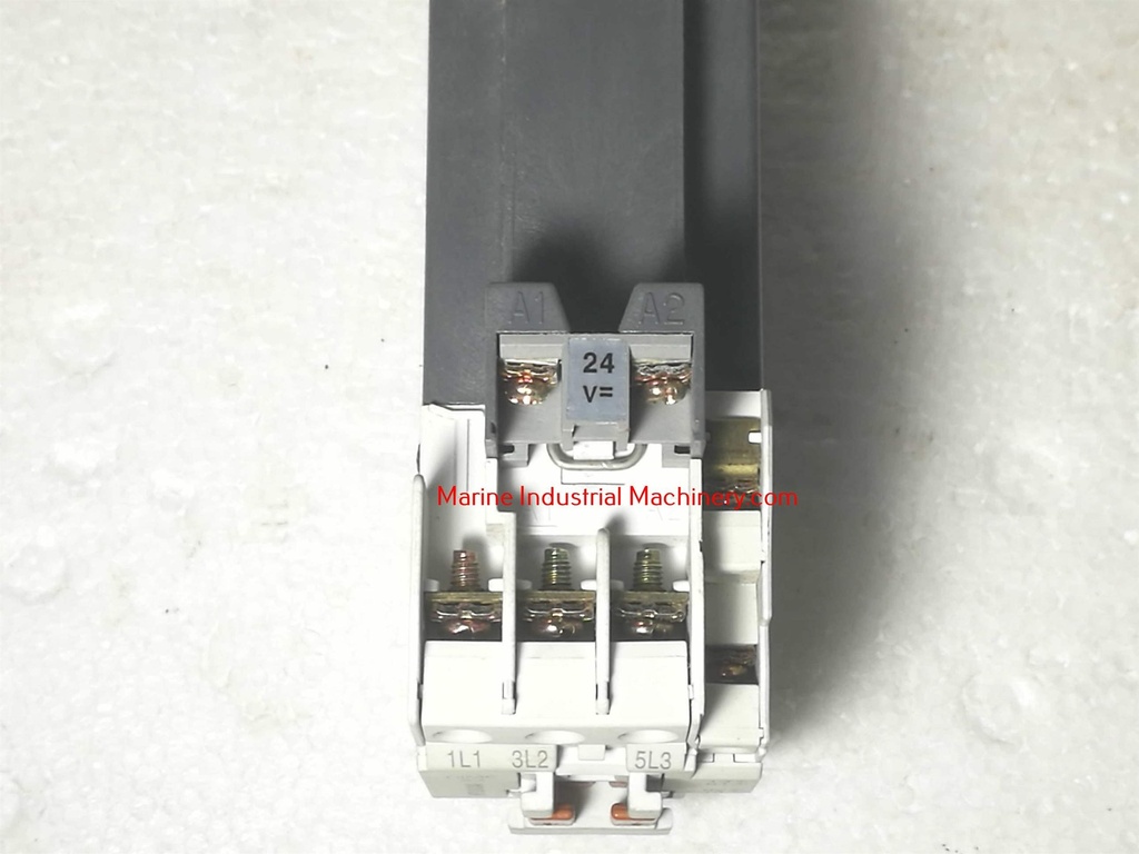 Hyundai HiMC 22 11NS D024 Magnetic Contactor
