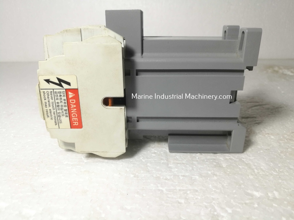 Hyundai HiMC 32 Magnetic Contactor