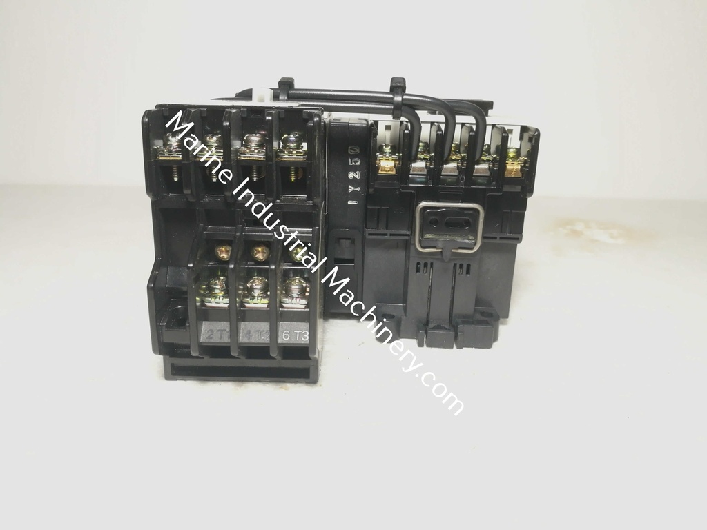 Fuji SC-05[13]-TR-ON Magnetic Contactor With Thermal Overload Relay
