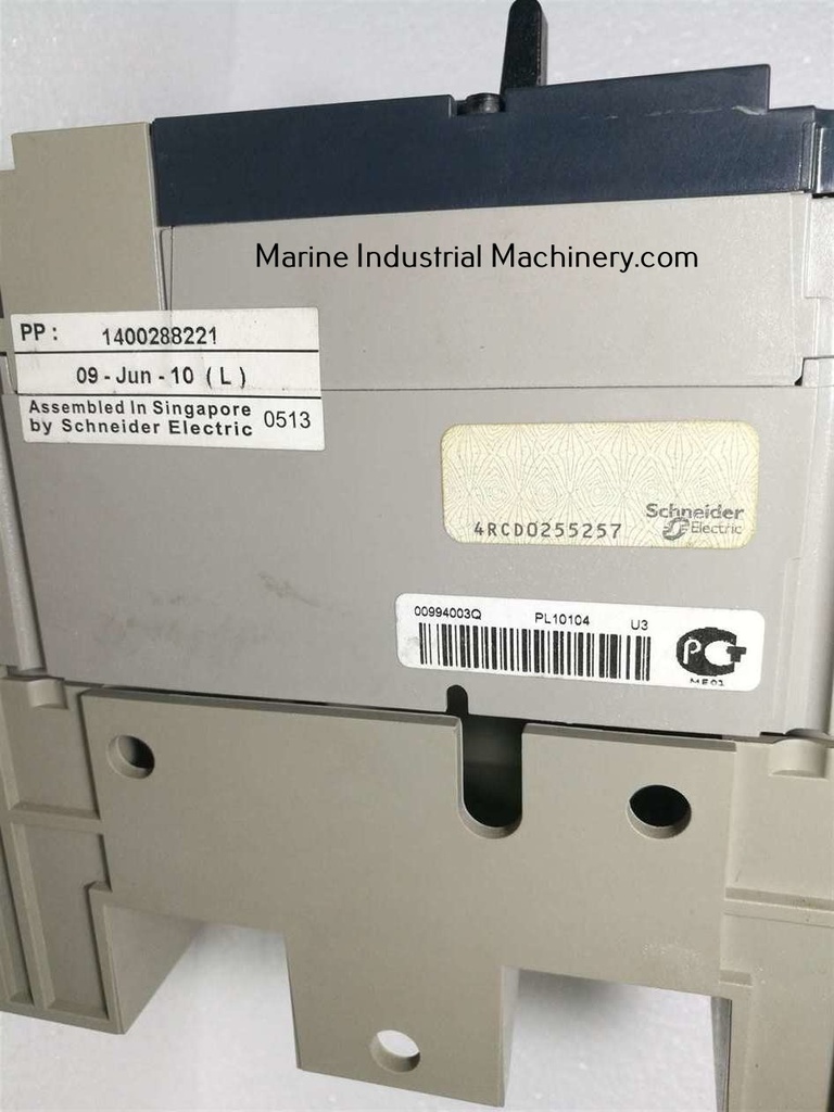 Schneider Electric Merlin Gerin NS100 L Circuit Breaker