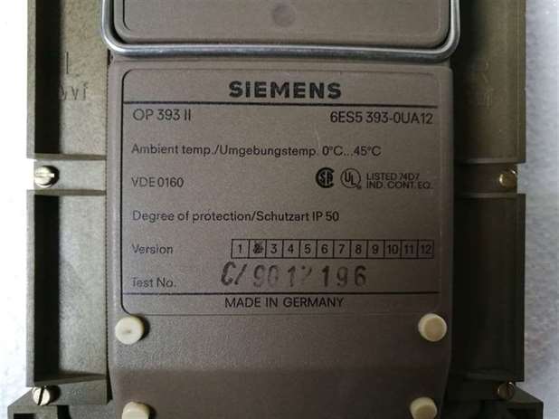 Siemens 6ES5 982-3UA11 Operator Panel