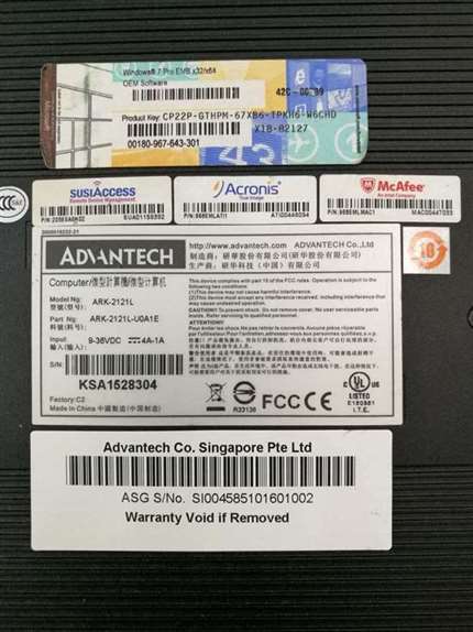 Advantech ARK-2121L Multiple I/O Fanless Embedded Box PC