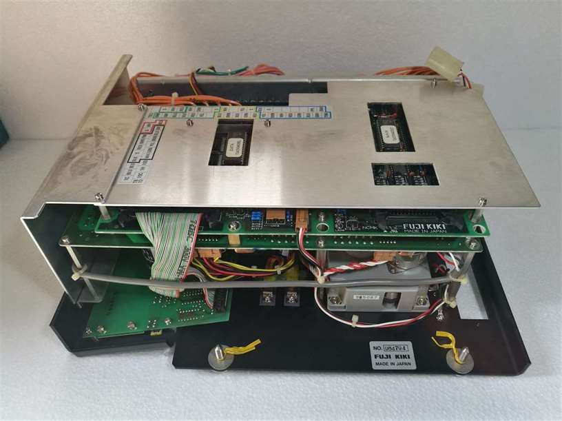 Fuji Kiki MMCC III Temperature & Humidity Recorder and Controller