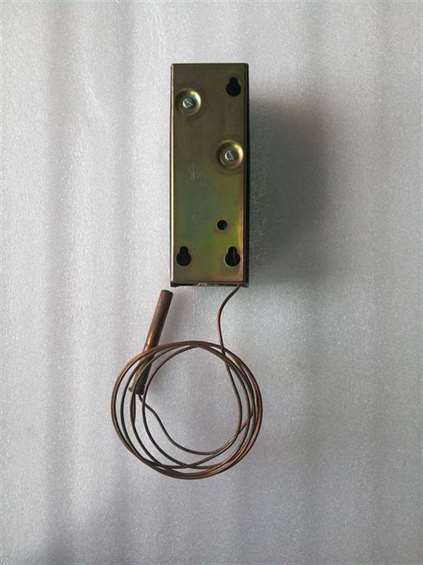 Honeywell L4008E 1156 Aquastat Controller