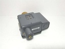 Yamatake L404F208 Pressure Switch