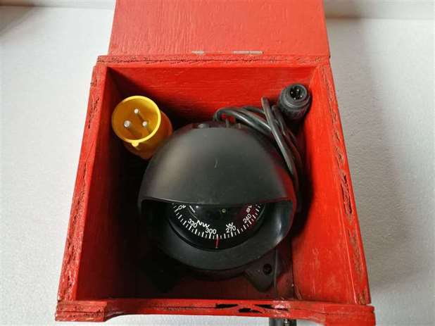 Tokyo Compass Vintage Marine Compass