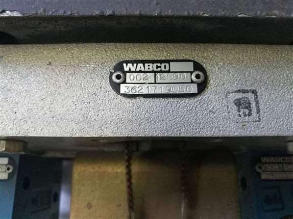 Wabco 3621719050 Pneumatic Valve