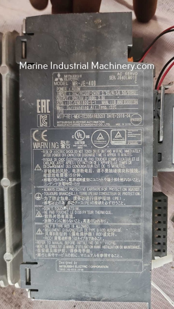 Mitsubishi MR-JE-40B Servo Drive