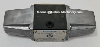 Vickers 317845 DG4S4-0133C-50 Directional Control Valve