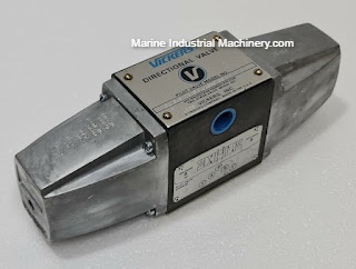 Vickers 317845 DG4S4-0133C-50 Directional Control Valve