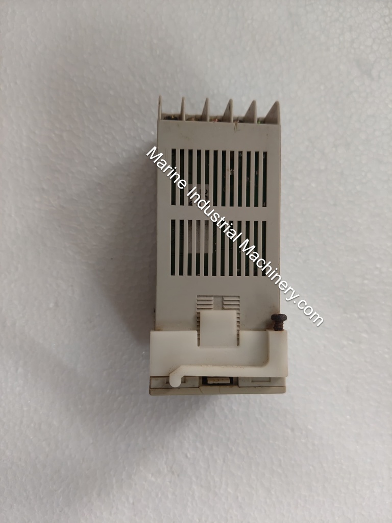 Omron E5CWT-Q1P Temeprature Controller