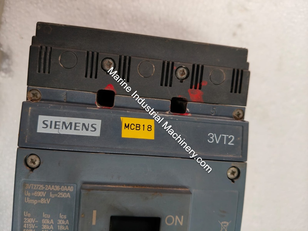 Siemens 3VT2725-2AA36-0AA0 3 Pole Circuit Breaker