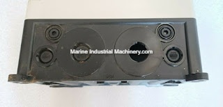 Mennekes 7621RS Right Angle Switchable