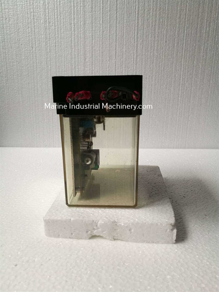 Siemens 7PU3040-1BN24 Relay
