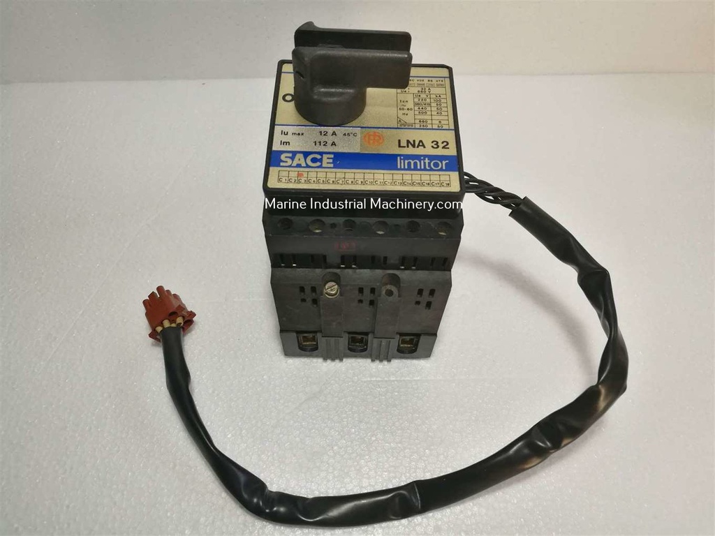 ABB SACE LNA 32 Low Voltage Current Limitor Circuit Breaker