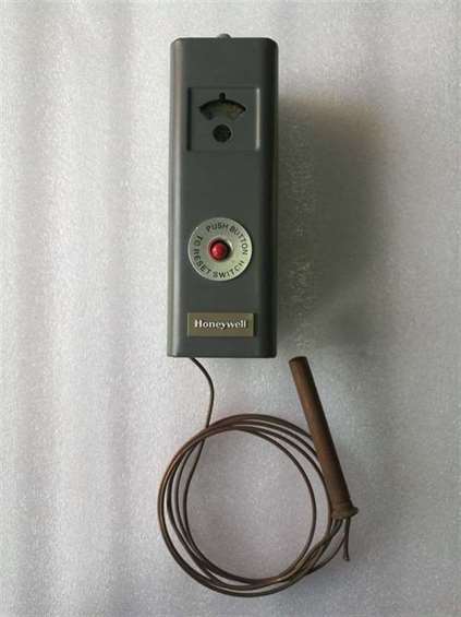 Honeywell L4008E 1156 Aquastat Controller