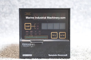 Yamatake-Honeywell SDC200 Temperature Controller