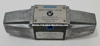 Vickers 317845 DG4S4-0133C-50 Directional Control Valve