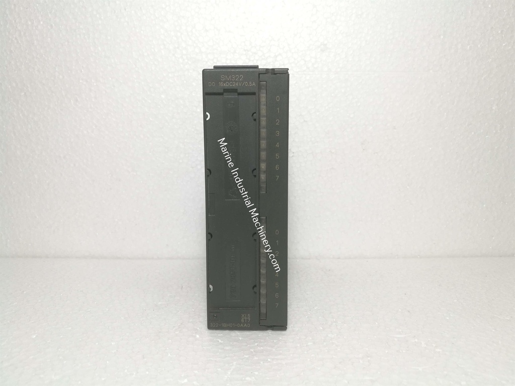 Siemens SIMATIC S7 6ES7 322-1BH01-0AA0 Digital Output Module